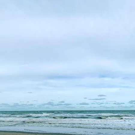 アパート Near Marina, Cleaning Included *