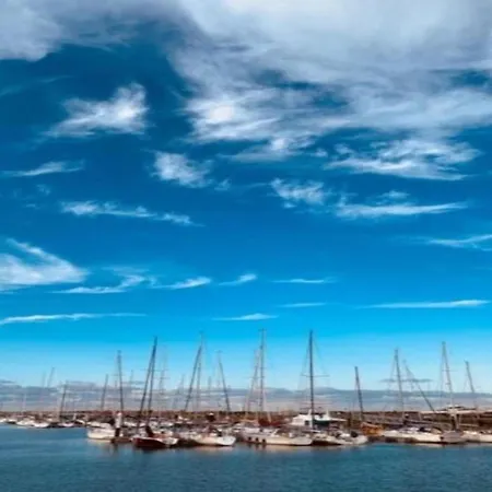 アパート Near Marina, Cleaning Included ニーウポールト